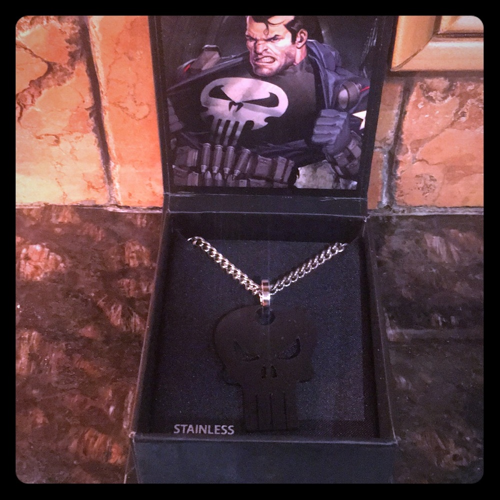 “Punisher”  skull necklace